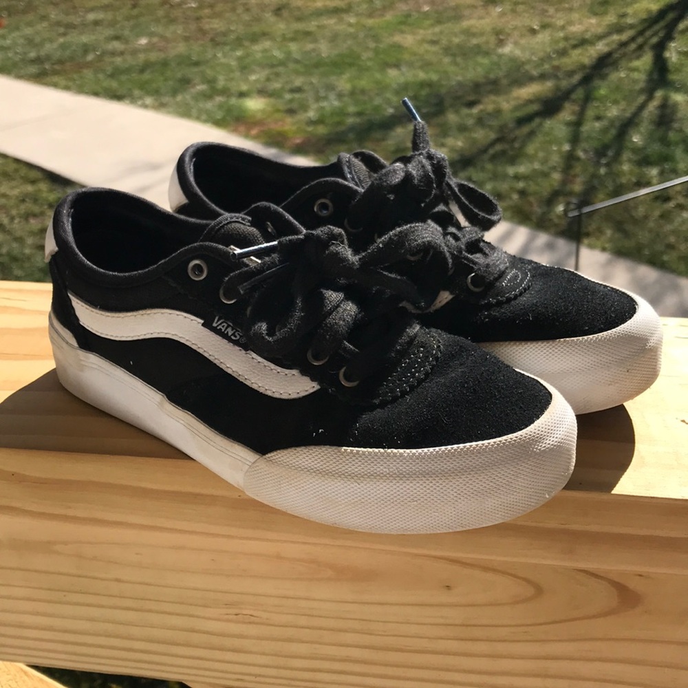 Kids size 2.5 Vans (USA)